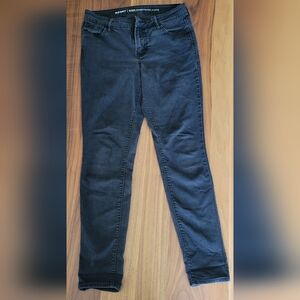 OLD NAVY super skinny/mid rise black denim jeans size 6